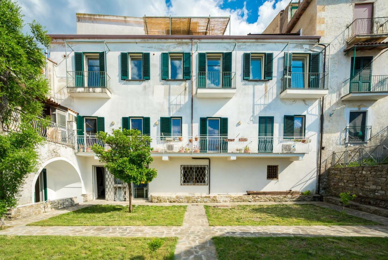 Borgo Dei Saraceni - Domus Indomita Bed and Breakfast Agropoli Buitenkant foto